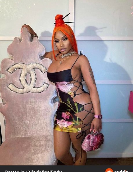 Nicki Minaj photo 513