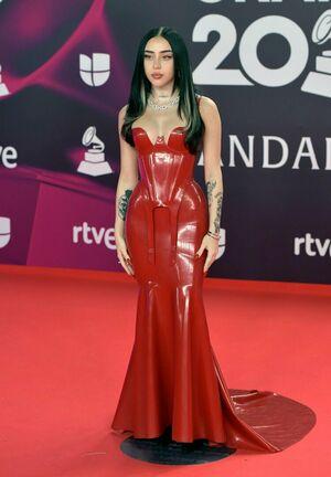 Nicki Nicole photo 35