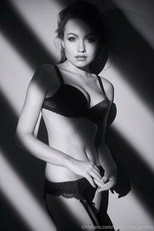 nicole_ross_promo photo 136