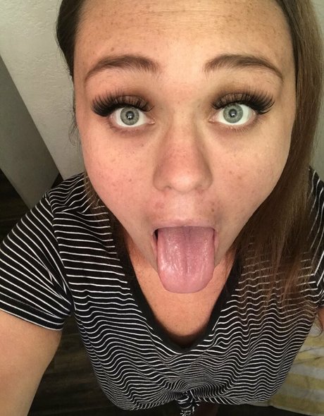 Nicolette_xx photo 10