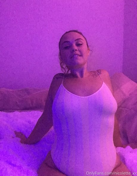 Nicolette_xx photo 32