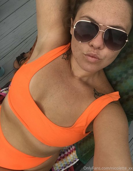 Nicolette_xx photo 48