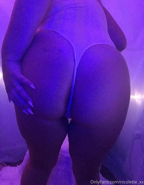 Nicolette_xx photo 52