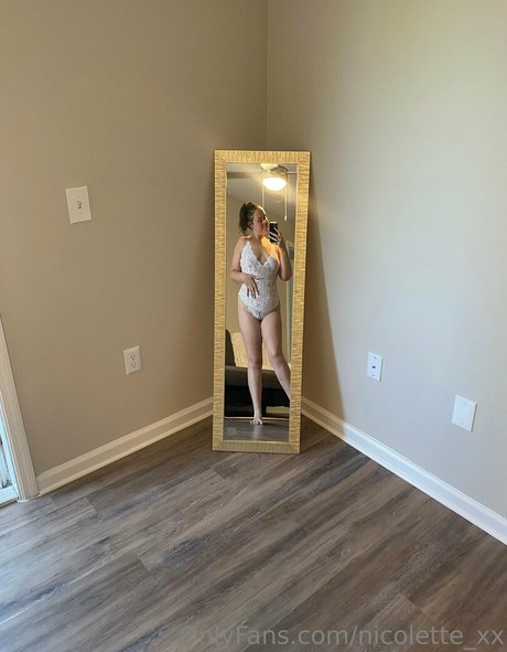 Nicolette_xx photo 101