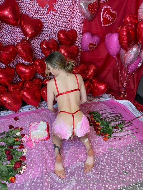 Nicolle snow photo 86
