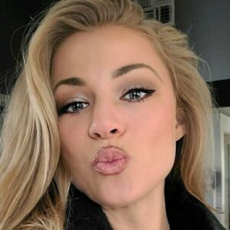 Profile photo of Nikki Leigh