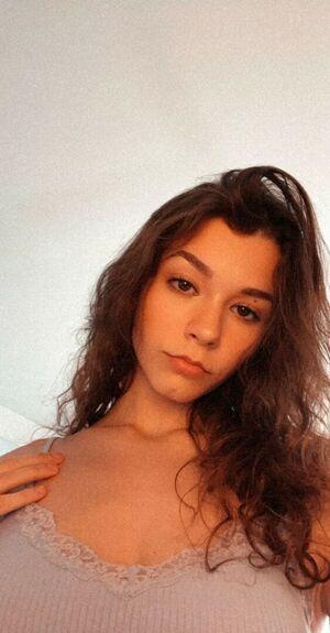 Nikki Woods photo 84