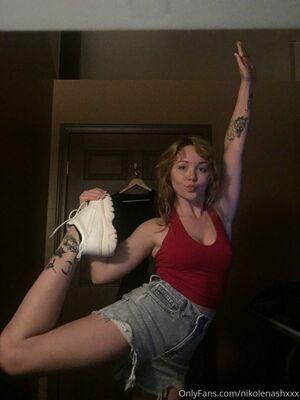 Nikole Nash photo 30