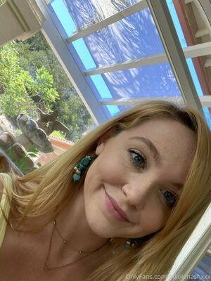 Nikole Nash photo 46