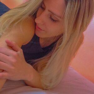 Nina Pig photo 2