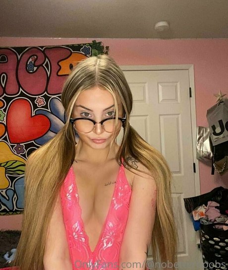 Nobetterboobs photo 23
