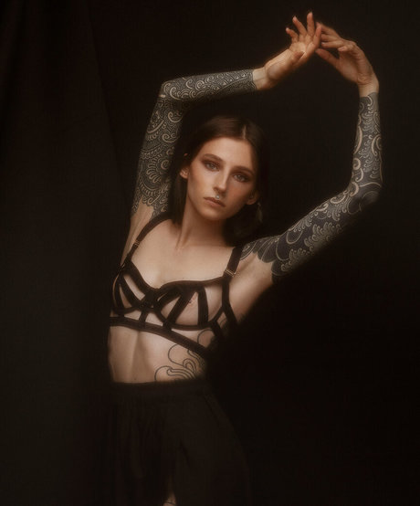 Noemie Doragon photo 57