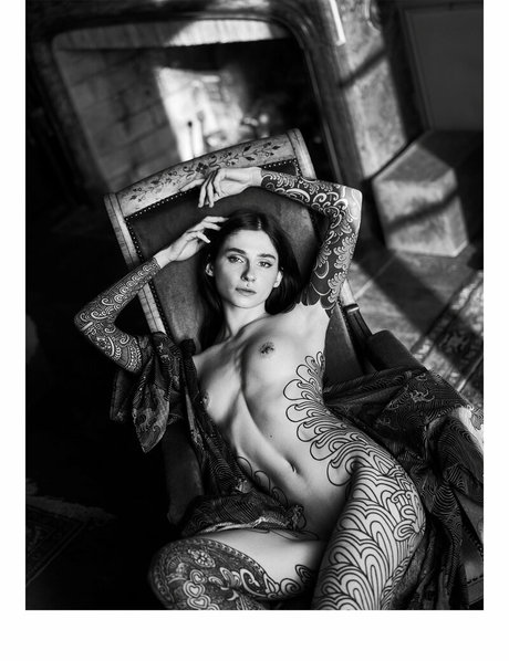 Noemie Doragon photo 125