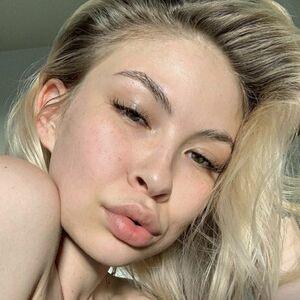 Profile photo of Nomi Sun