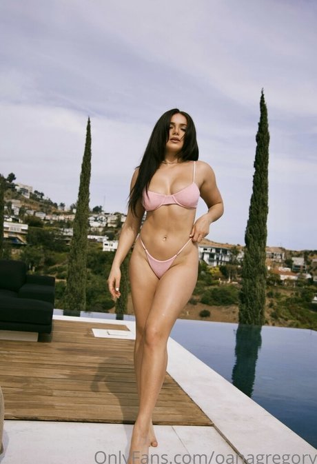 Oana Gregory photo 89