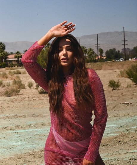 Oana Gregory photo 129