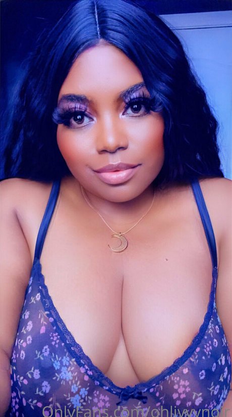 Obeygoddesslivvy photo 4