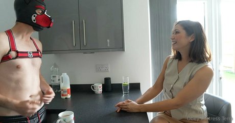 Obeymistressterra photo 183