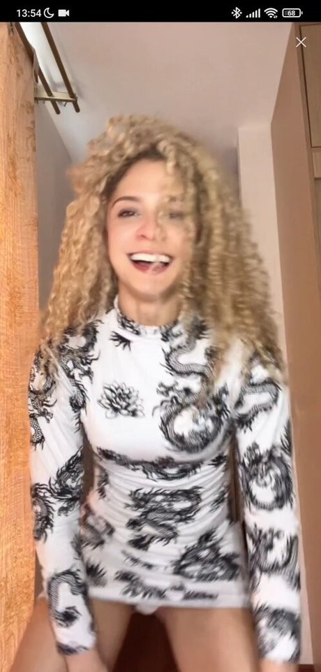 Official_miel photo 5