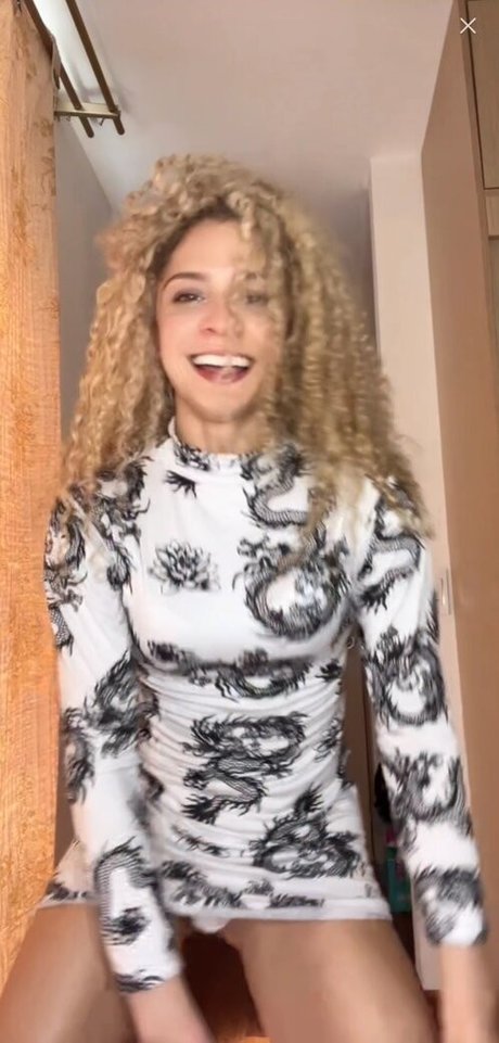 Official_miel photo 8