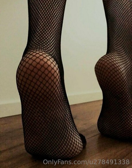 Officialfeetforfun photo 2