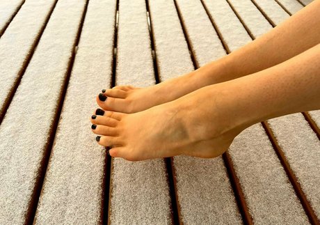 Officialfeetforfun photo 16
