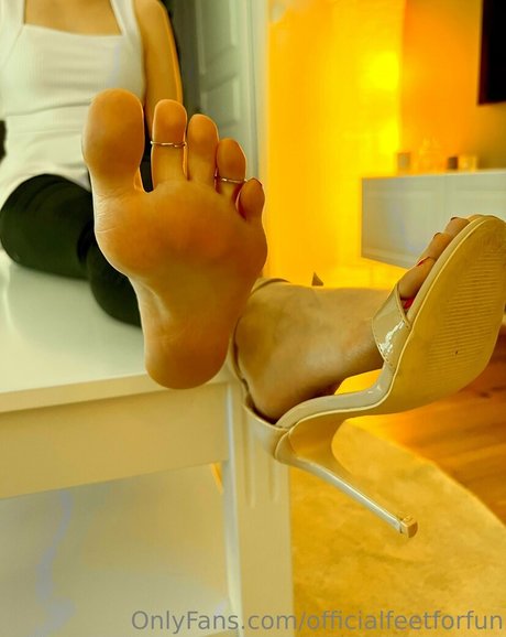 Officialfeetforfun photo 69