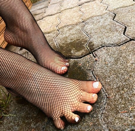 Officialfeetforfun photo 88