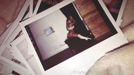 Officialkiissytaylor photo 29