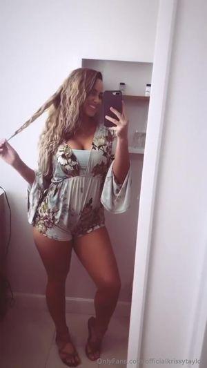 Officialkiissytaylor photo 48