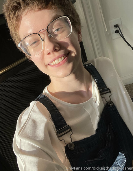 Officialmorganrae photo 140