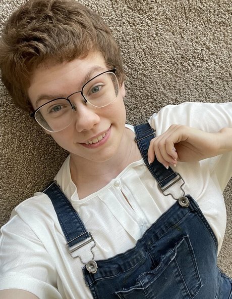 Officialmorganrae photo 147