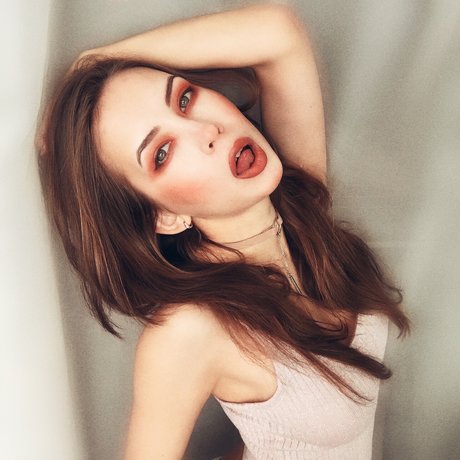 Natasha Roik photo 24