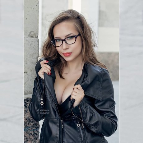 Natasha Roik photo 295