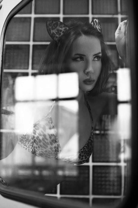 Natasha Roik photo 372