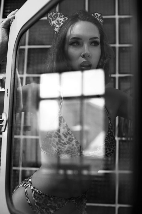 Natasha Roik photo 516