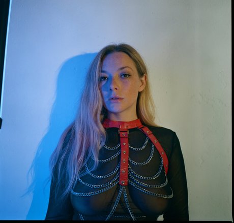 Olga Kobzar photo 104