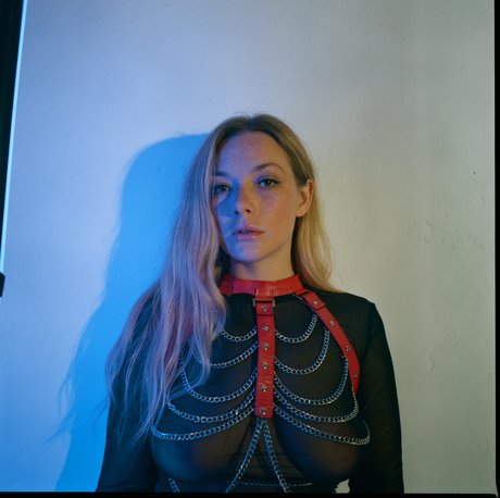 Olga Kobzar photo 320