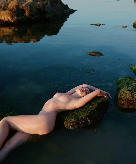 Olia Malyuchenko photo 21