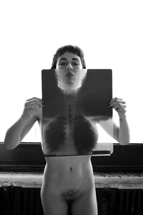 Olive Glass photo 48