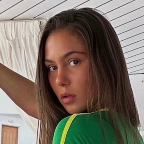 Olivia Bailey photo 24