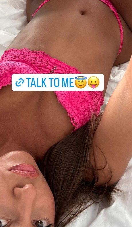 Olivia Bailey photo 25
