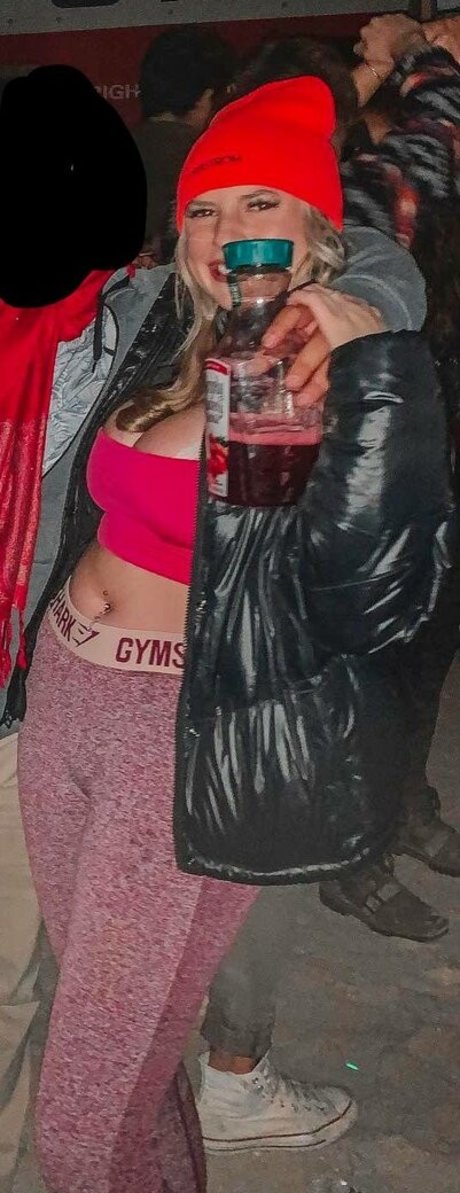 Olivia Haigh photo 76