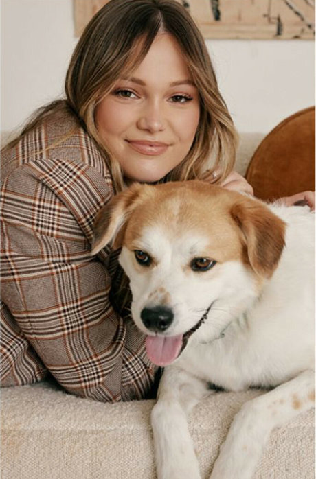 Olivia Holt photo 65