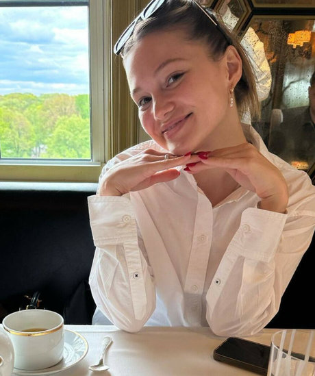 Olivia Holt photo 74