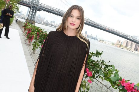 Olivia Holt photo 105