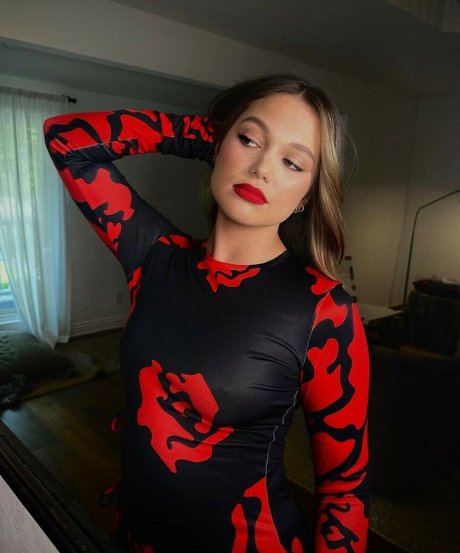 Olivia Holt photo 131