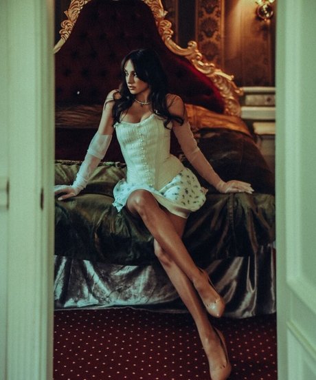 Olivia Linz photo 47