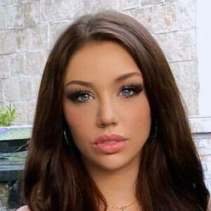 Profile photo of Olivia Marina