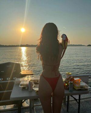 Olivia OBrien photo 73